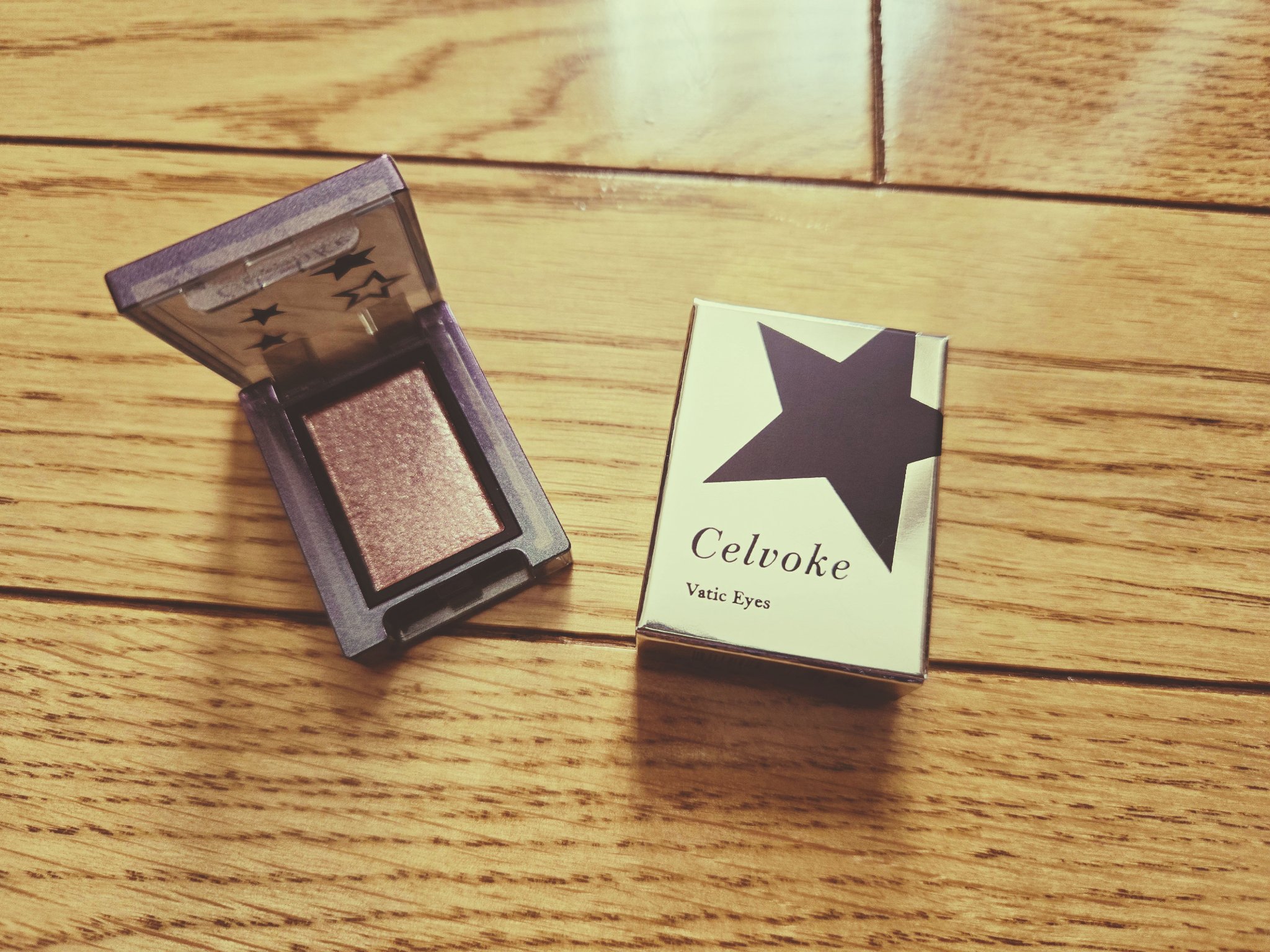 ヴァティック アイズ 28 シグナス/Celvoke/単色アイシャドウを使ったクチコミ（1枚目）