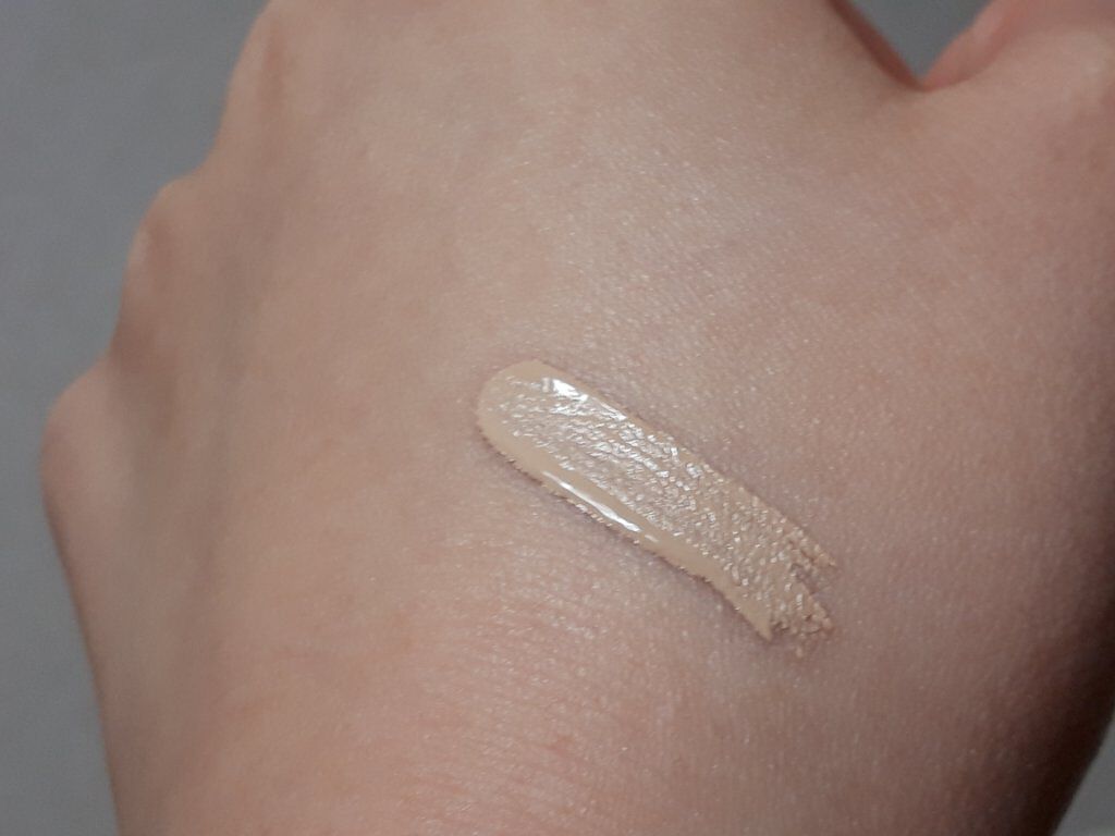 カバーパーフェクション チップコンシーラー/the SAEM/リキッドコンシーラーを使ったクチコミ(2枚目)