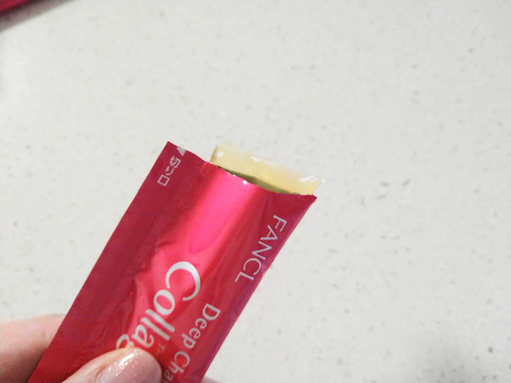 ディープチャージ  コラーゲン スティックゼリー/ファンケル/美容サプリメントを使ったクチコミ（3枚目）