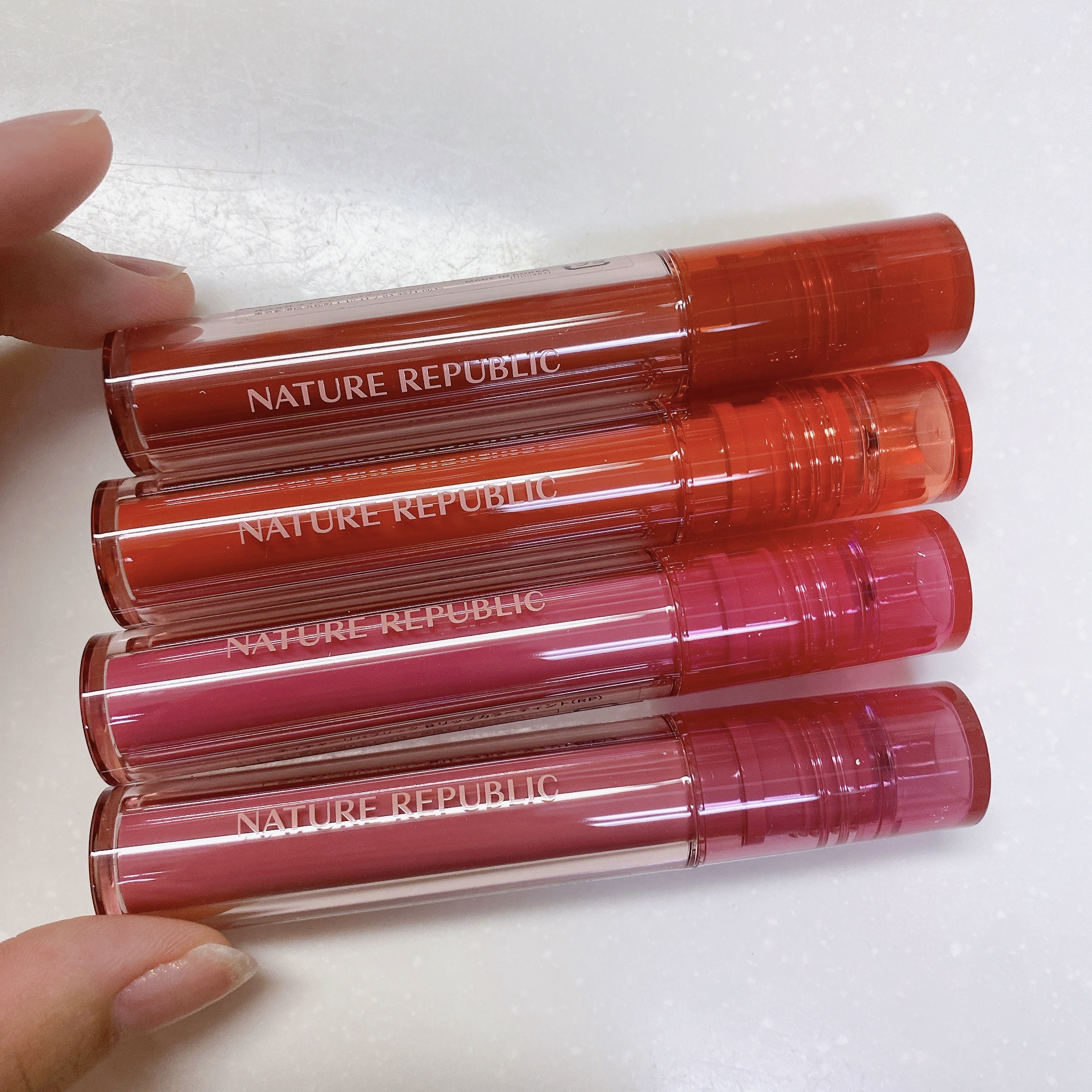 バイフラワーグラスデューティント 04 メリーコーラル/ネイチャーリパブリック/リップティントを使ったクチコミ（3枚目）