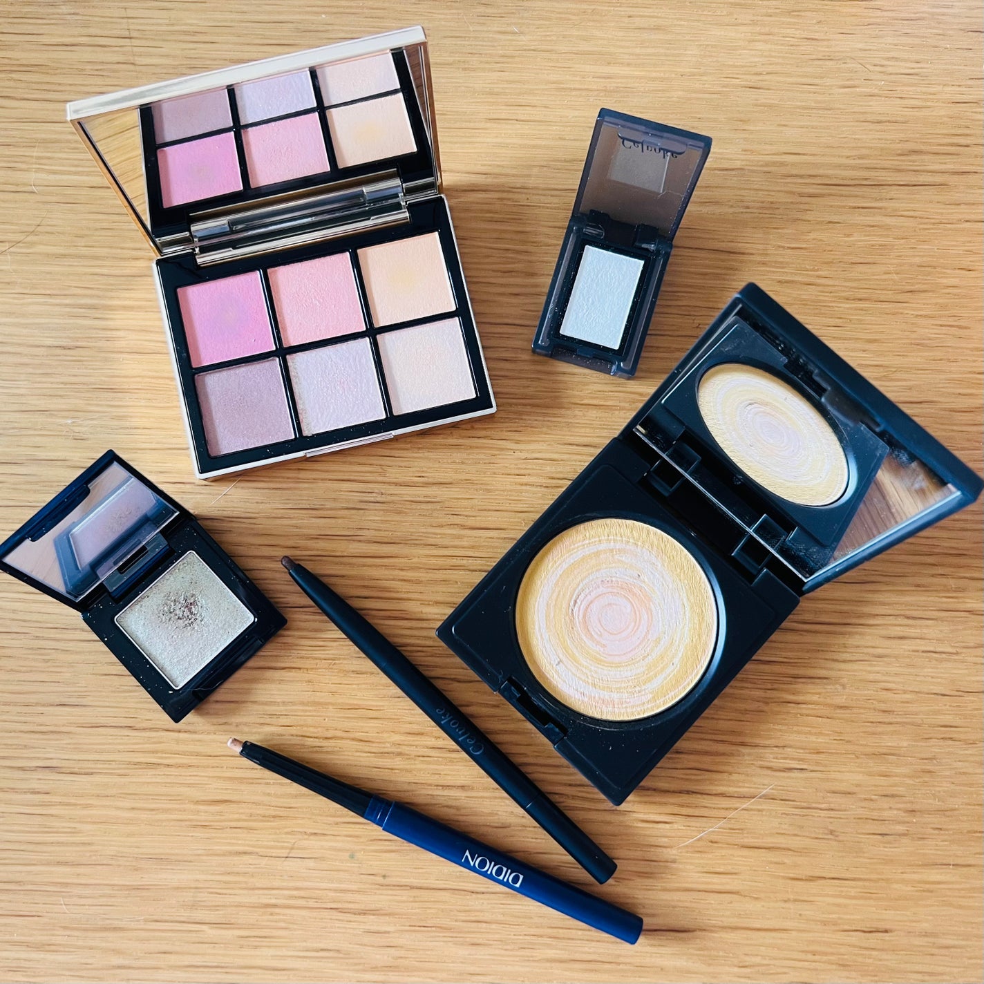 セルヴォーク インディケイトアイブロウパウダー/Celvoke/パウダーアイブロウを使ったクチコミ(2枚目)