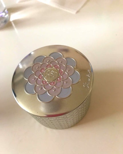 メテオリット ビーユ/GUERLAIN/フェイスパウダーを使ったクチコミ(2枚目)
