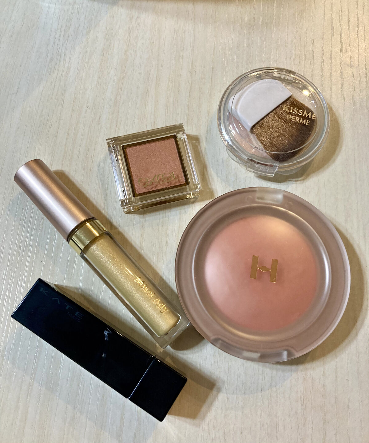 アイプランナー/excel/単色アイシャドウを使ったクチコミ（1枚目）