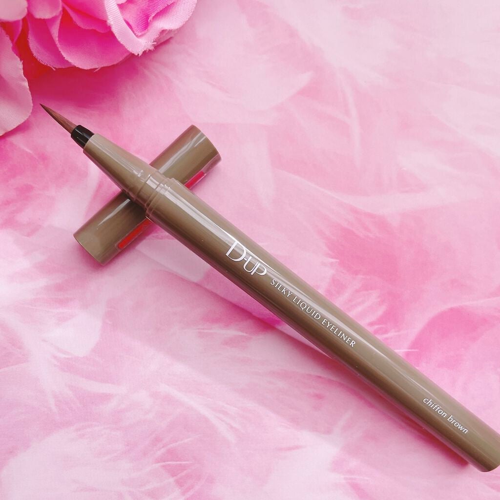 シルキーリキッドアイライナーWP/D-UP/リキッドアイライナーを使ったクチコミ(3枚目)