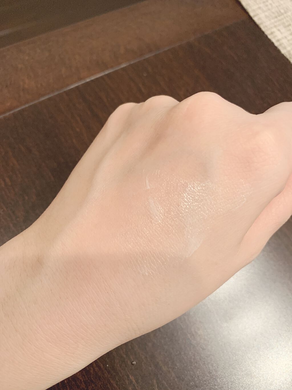 サムシングピュアブルー セント　シマリング UVプロテクター/JILL STUART/日焼け止めジェルを使ったクチコミ（3枚目）