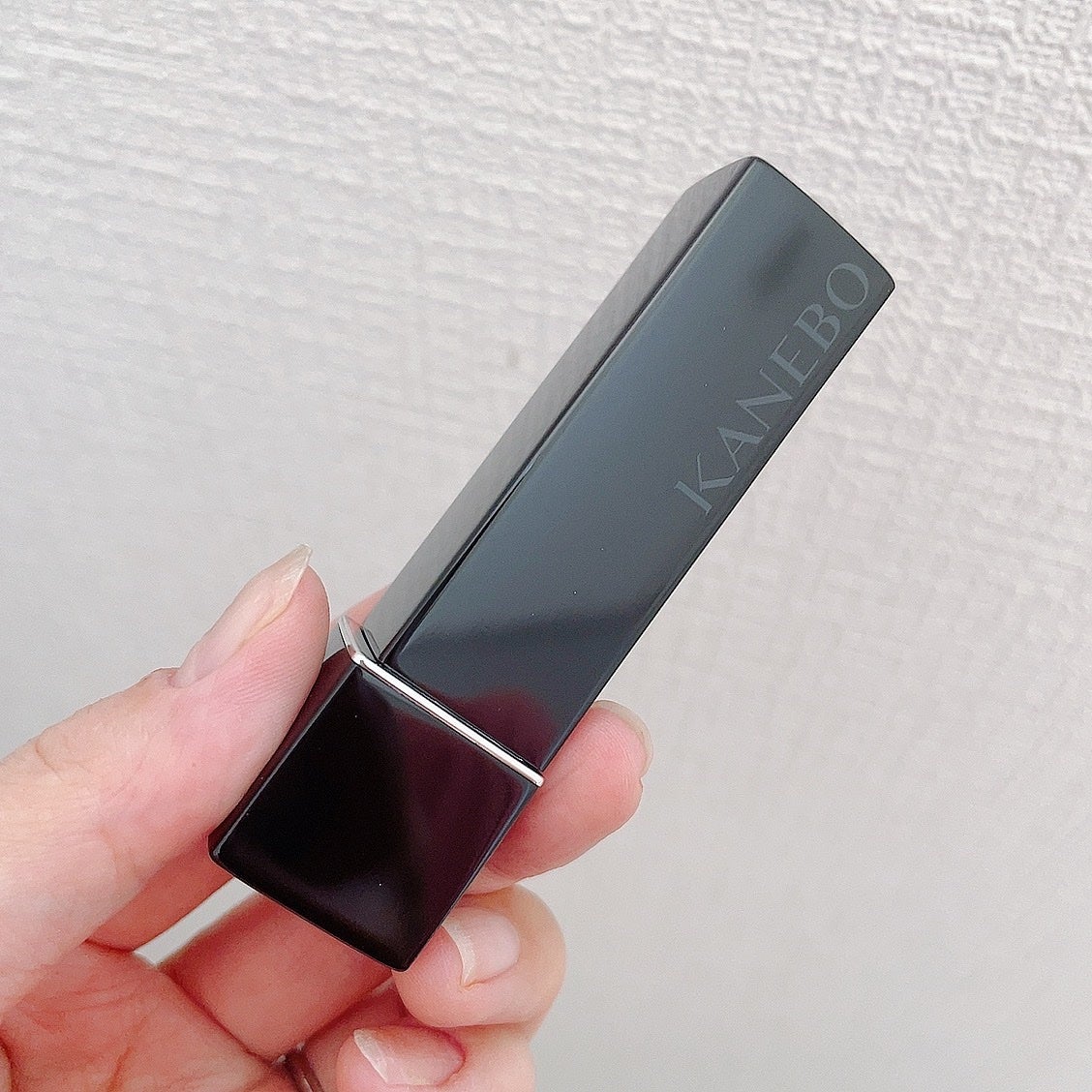 ルージュスターヴァイブラント/KANEBO/口紅を使ったクチコミ(2枚目)