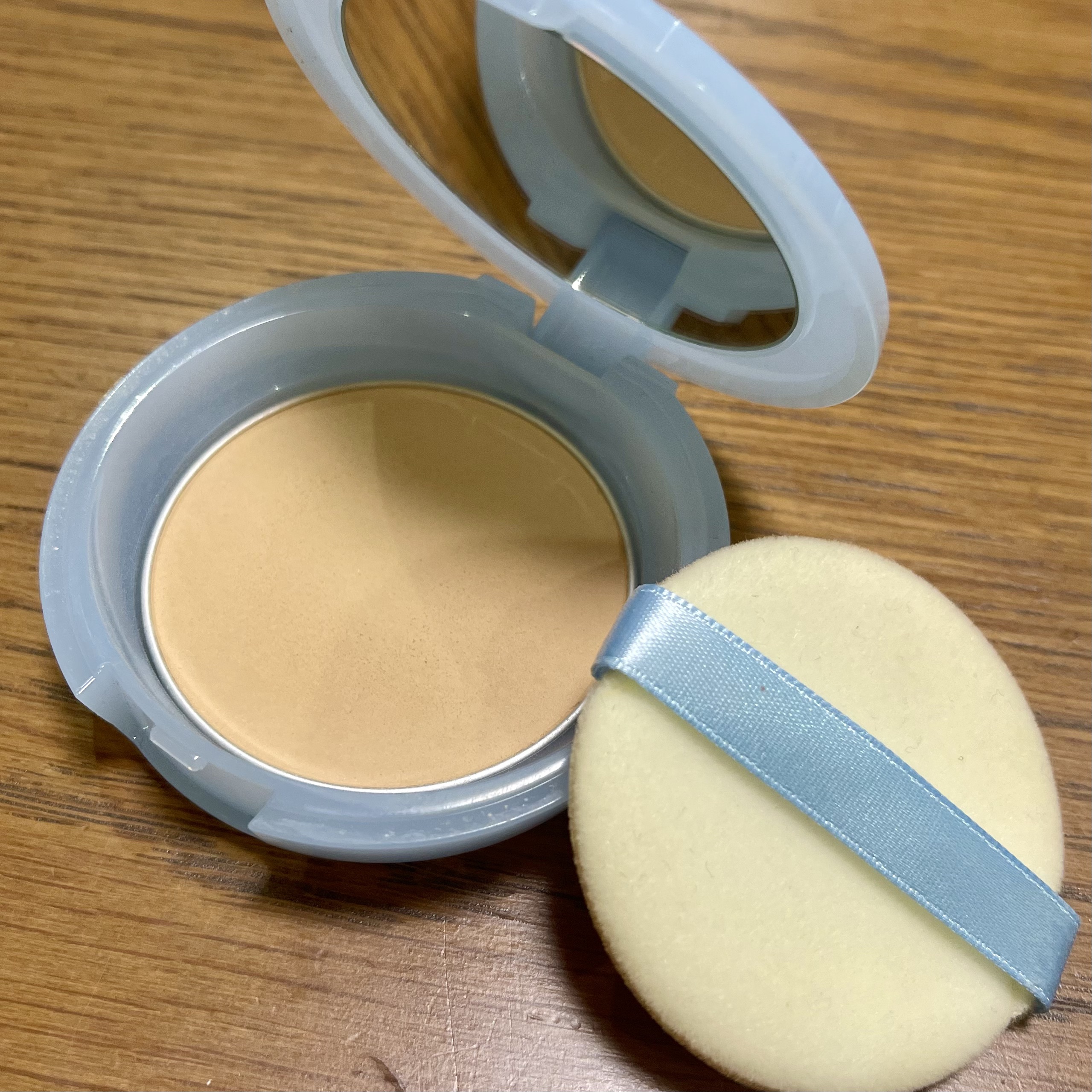 オイルブロック プレストパウダー ナチュラル/ettusais/プレストパウダーを使ったクチコミ（2枚目）