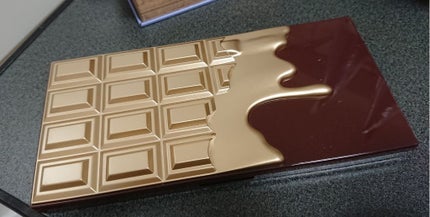 アイラブチョコレート/MAKEUP REVOLUTION/アイシャドウパレットを使ったクチコミ(2枚目)