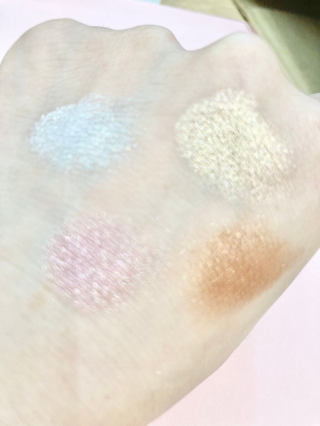 ディオール バックステージ フェイス グロウ パレット/Dior/ハイライトを使ったクチコミ(3枚目)