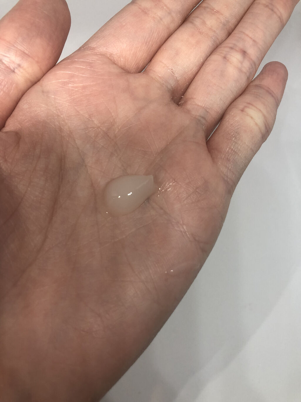 エバメールゲルクリーム/エバメール/ボディクリームを使ったクチコミ（2枚目）