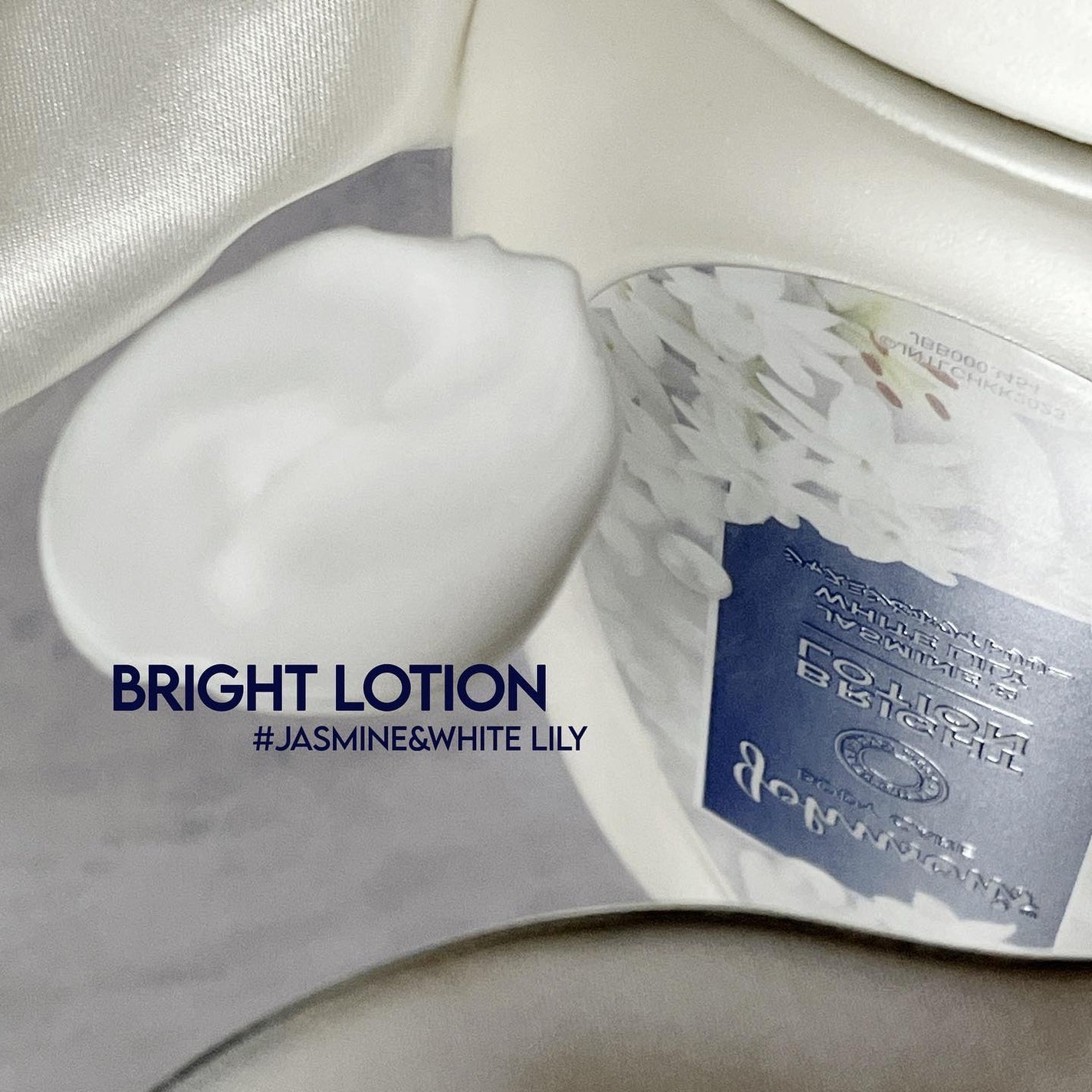 バイブラント ラディアンス アロマミルク/ジョンソンボディケア/ボディミルクを使ったクチコミ(2枚目)