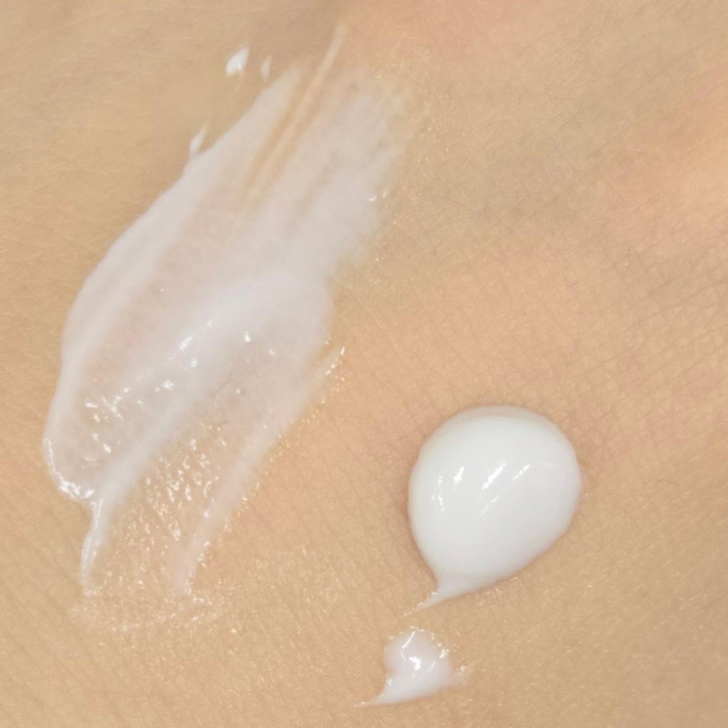 hina ðŒ on LIPS ãð2024幎10æã«æ¥æ¬åäžéžãã©ã³ãðâCHIâHANDCR..ãïŒ4æç®ïŒ