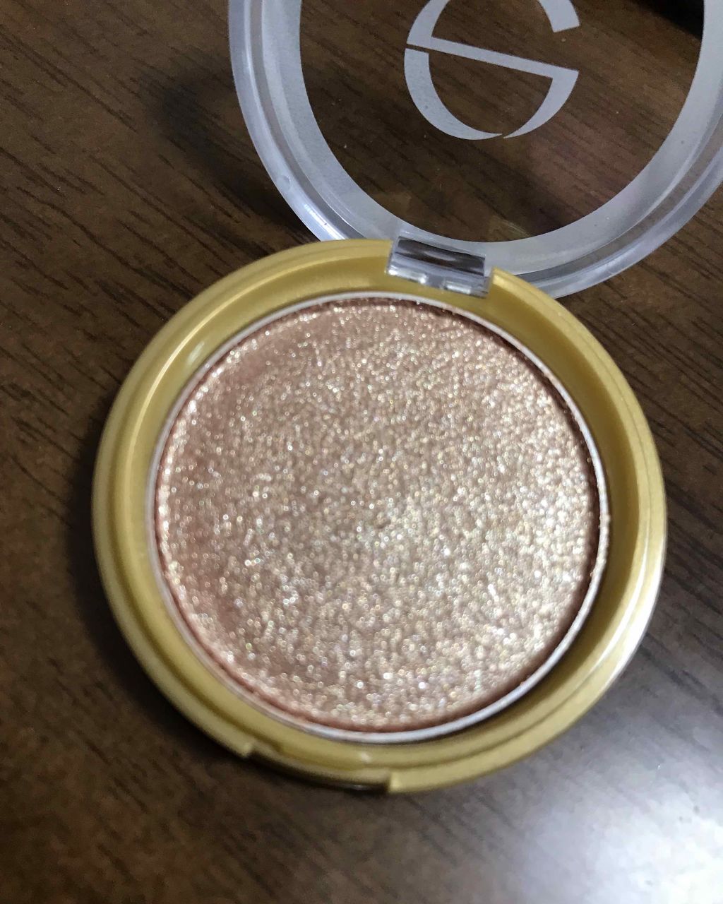 シャイニーシャドウ N/excel/単色アイシャドウを使ったクチコミ（2枚目）