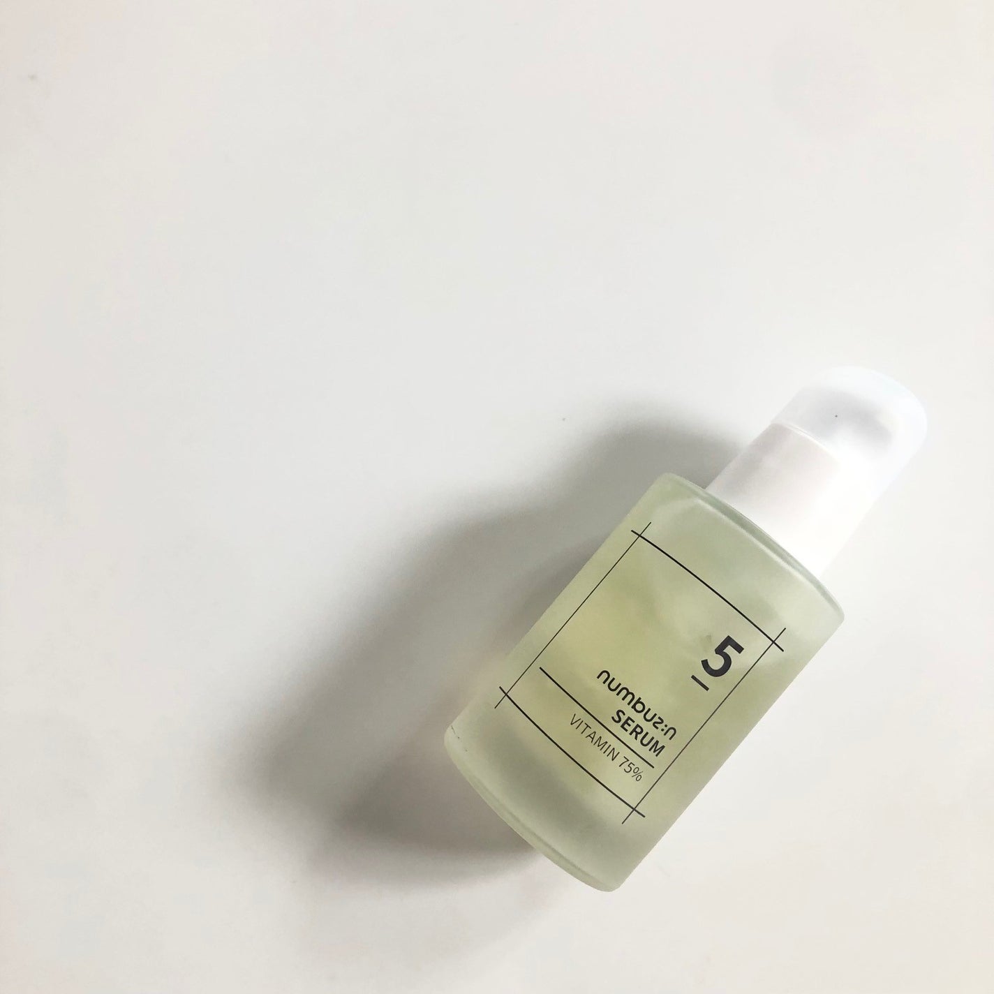 5番 朝晩ビタミン75%セラム/numbuzin/美容液を使ったクチコミ(3枚目)