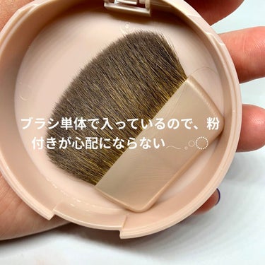 スキンライト プレスト パウダー 101 ベア ライト/REVLON/プレストパウダーの画像