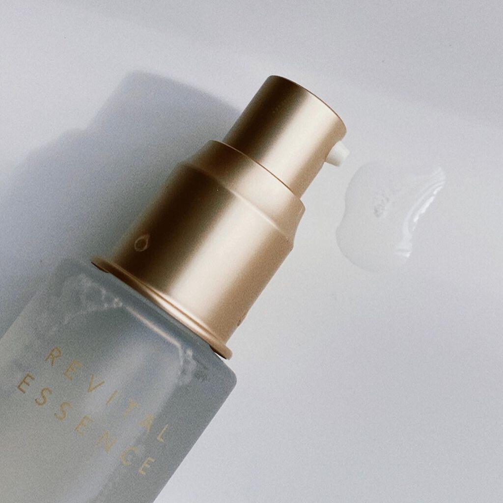 ルルロロ on LIPS 「2021.11.16アースチャイルドリバイタルエッセンス𓆸⡱洗..」(2枚目)