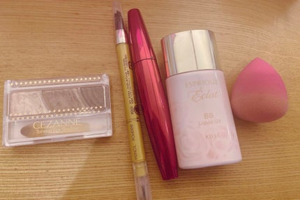 トーンアップアイシャドウ/CEZANNE/アイシャドウパレットを使ったクチコミ(1枚目)