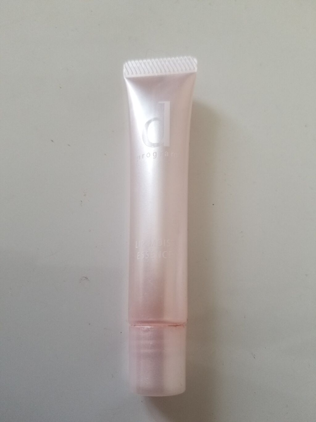 リップモイストエッセンス/d プログラム/リップケアを使ったクチコミ（1枚目）