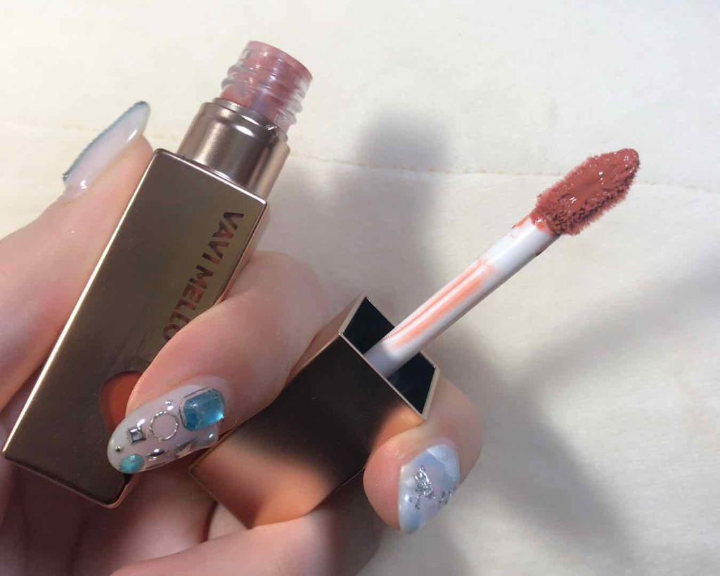 ハートウィンドウリップティントベルベットタイプ/VAVI MELLO/口紅を使ったクチコミ(2枚目)