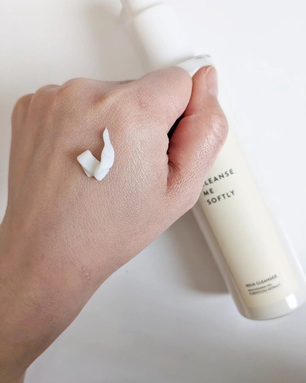 クレンズ ミー ソフトリー ミルククレンザー/SIORIS/ミルククレンジングを使ったクチコミ(3枚目)