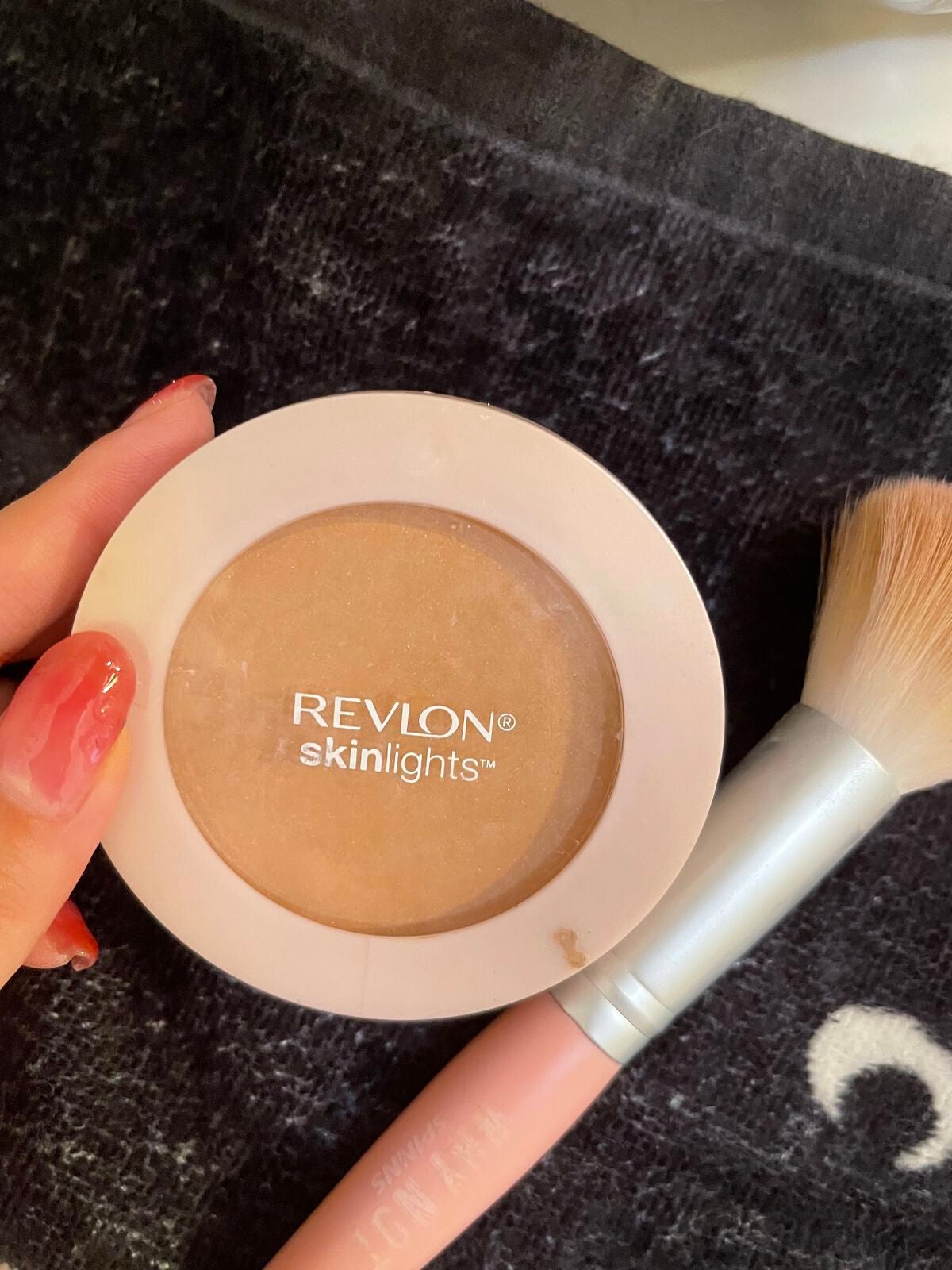 スキンライト プレスト パウダー N/REVLON/プレストパウダーを使ったクチコミ(1枚目)