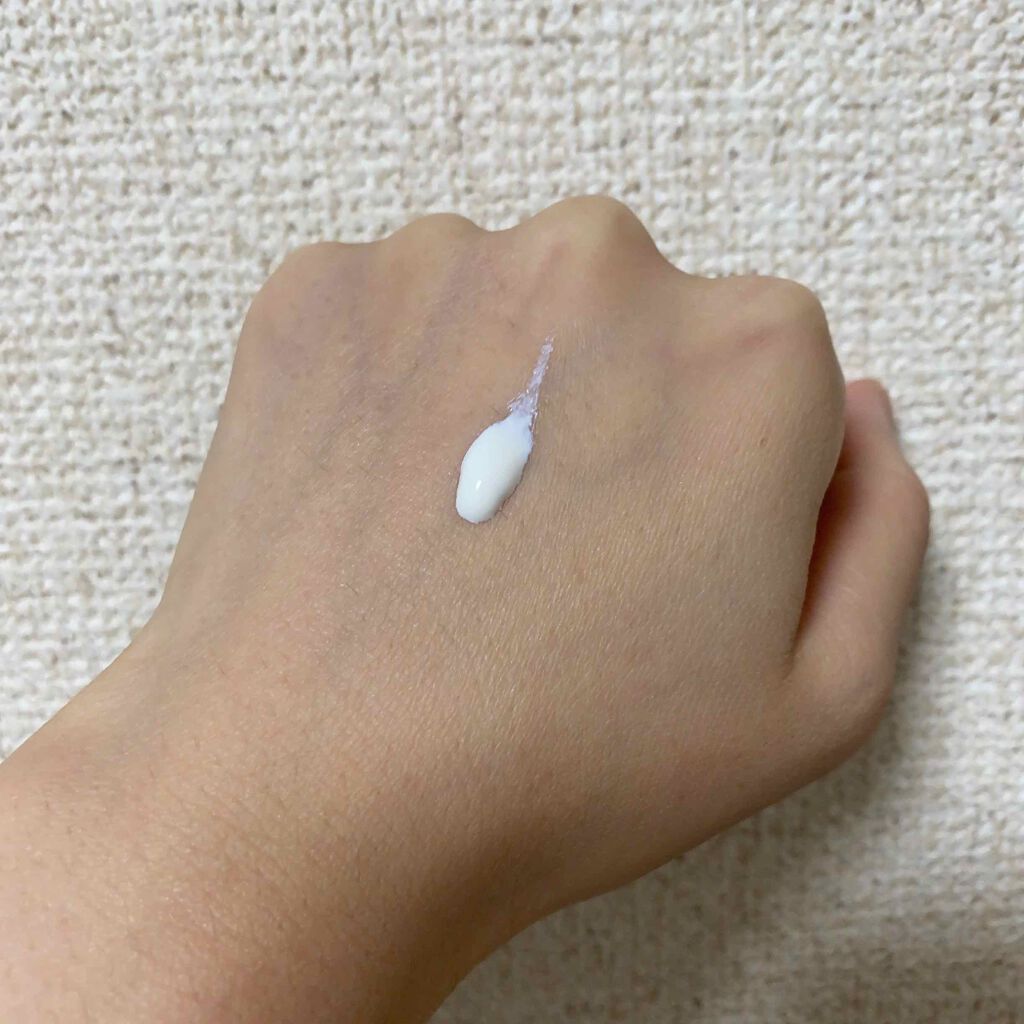 トーンアップUVクリーム SPF50 PA+++/FEMMUE/化粧下地を使ったクチコミ（2枚目）