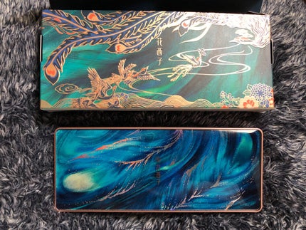 牡丹鏤月浮雕 百鳥朝鳳/花西子/アイシャドウパレットを使ったクチコミ(2枚目)