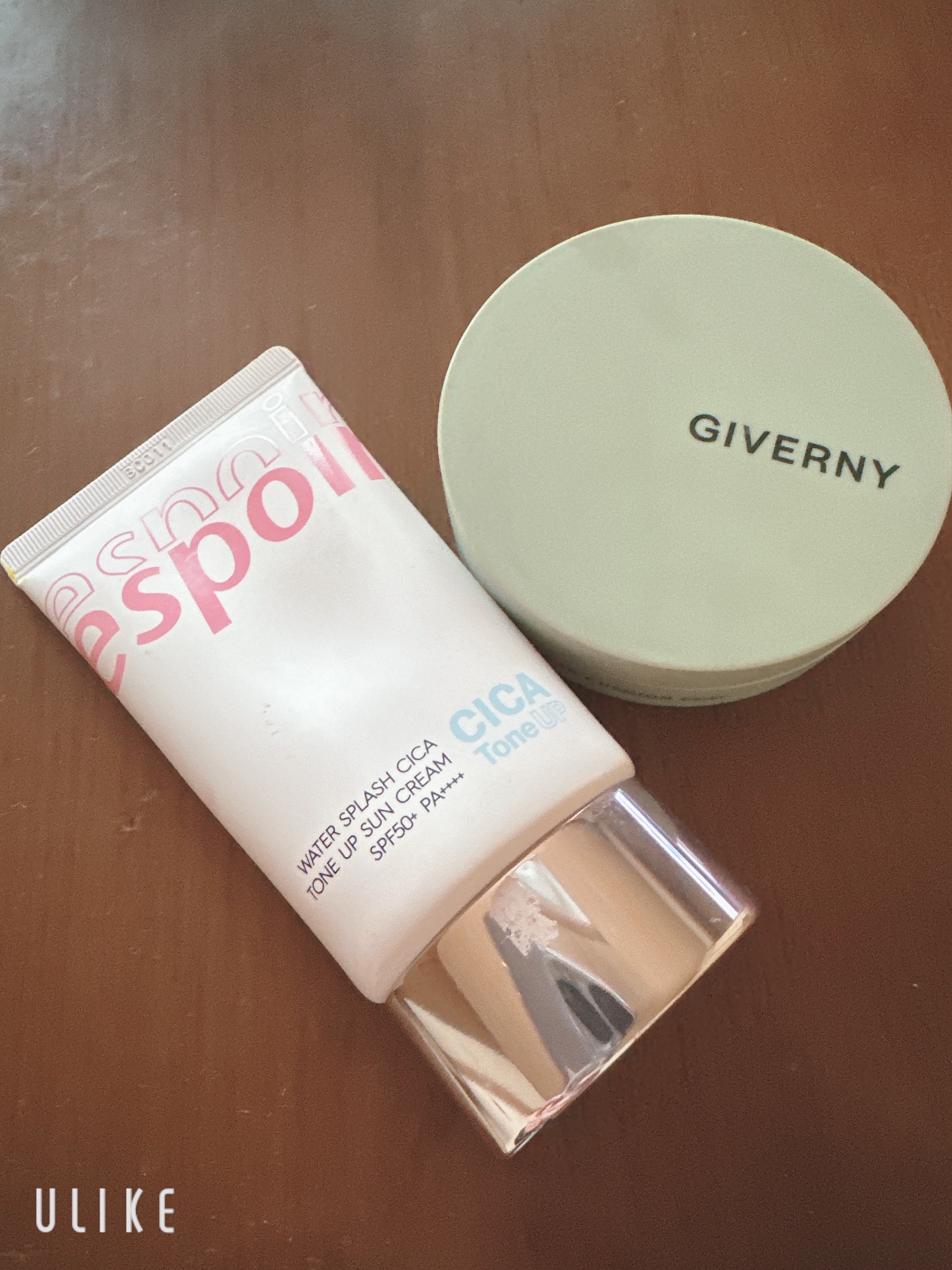 ウォータースプラッシュシカトーンアップクリーム/espoir/化粧下地を使ったクチコミ（1枚目）