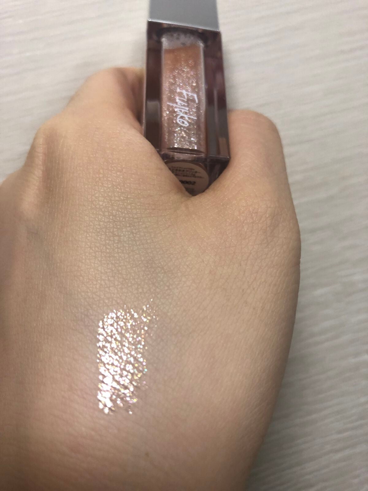 シェイクシャドウSV/Fujiko/リキッドアイシャドウを使ったクチコミ(4枚目)