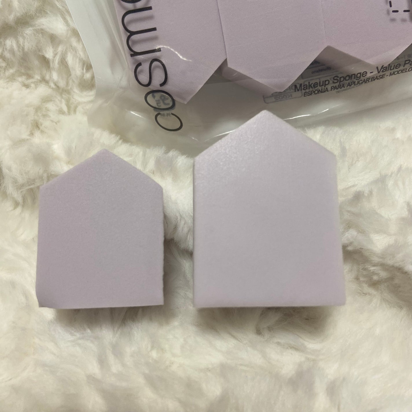 しゅりぱん on LIPS 「《ダイソー メイクアップスポンジ 14個》ダイソーの水で膨らむ..」(2枚目)