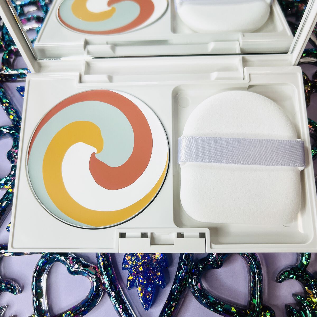 カラーブレンドグローファンデーションN N1/ディエム クルール/パウダーファンデーションを使ったクチコミ（3枚目）