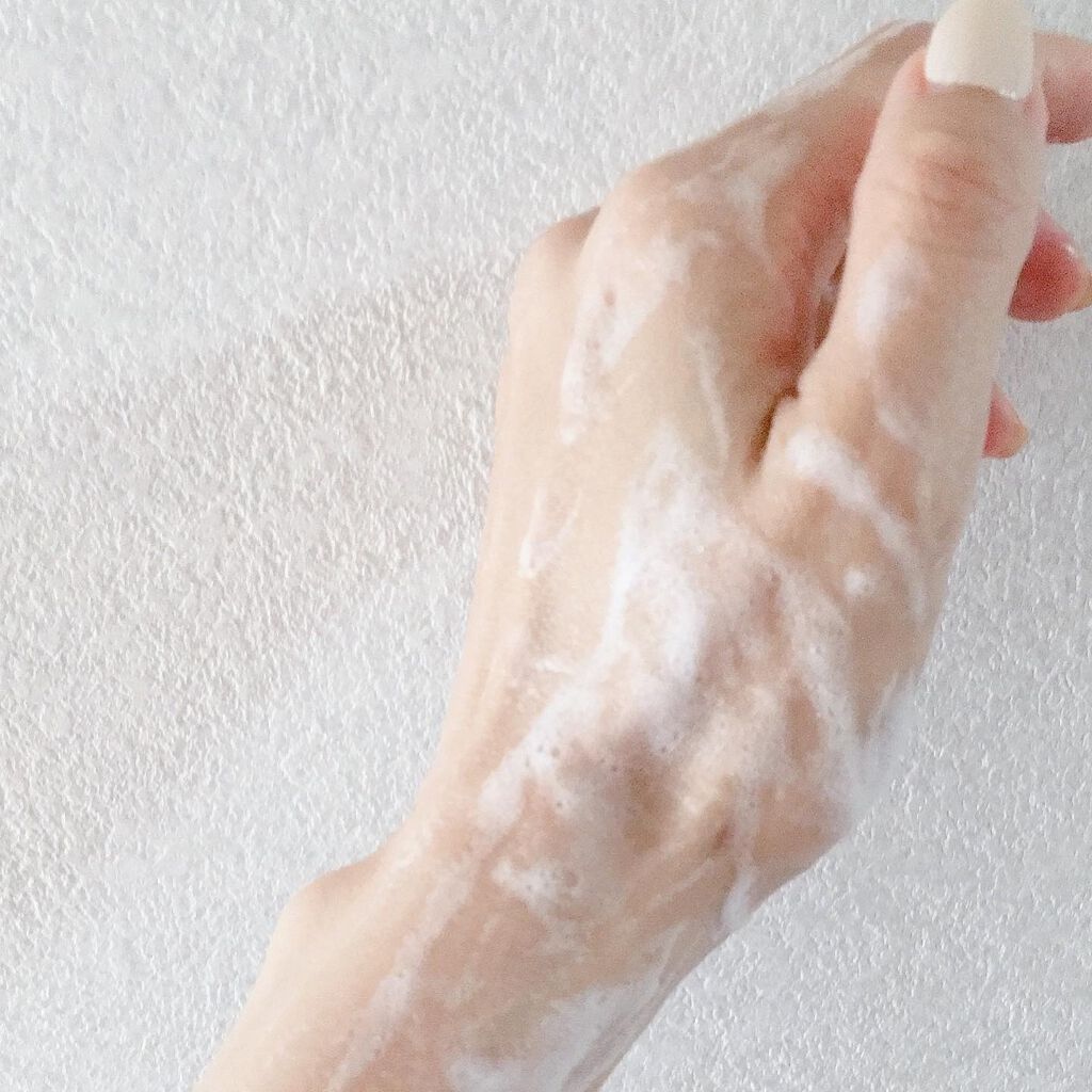 cherry on LIPS 「泡で出てくるミルキィボディソープやさしいせっけんの香り✨を使っ..」(3枚目)