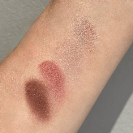 レブロン ダズル アイシャドウ クアッド/REVLON/アイシャドウパレットを使ったクチコミ(4枚目)