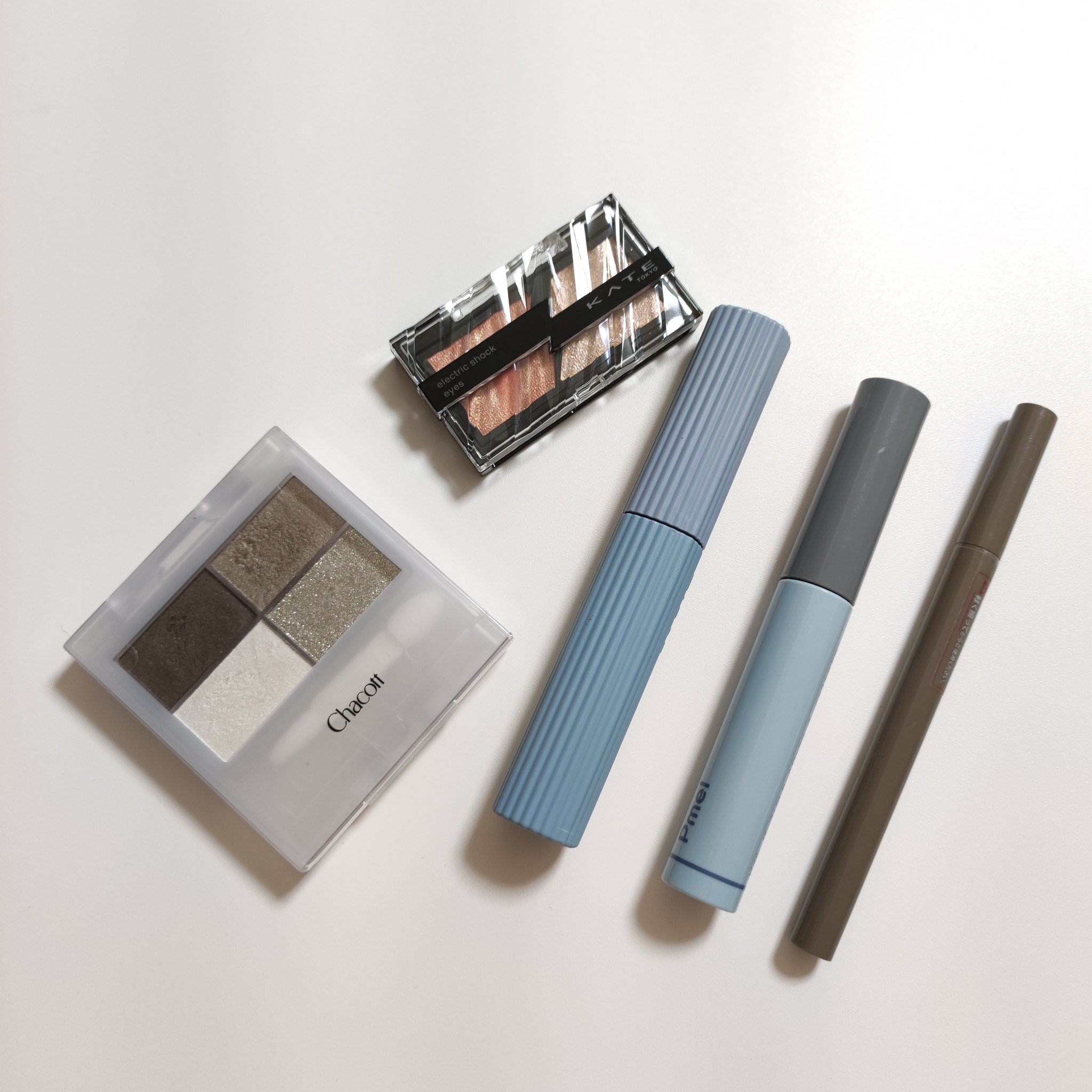 エレクトリックショックアイズ /KATE/アイシャドウパレットを使ったクチコミ（3枚目）