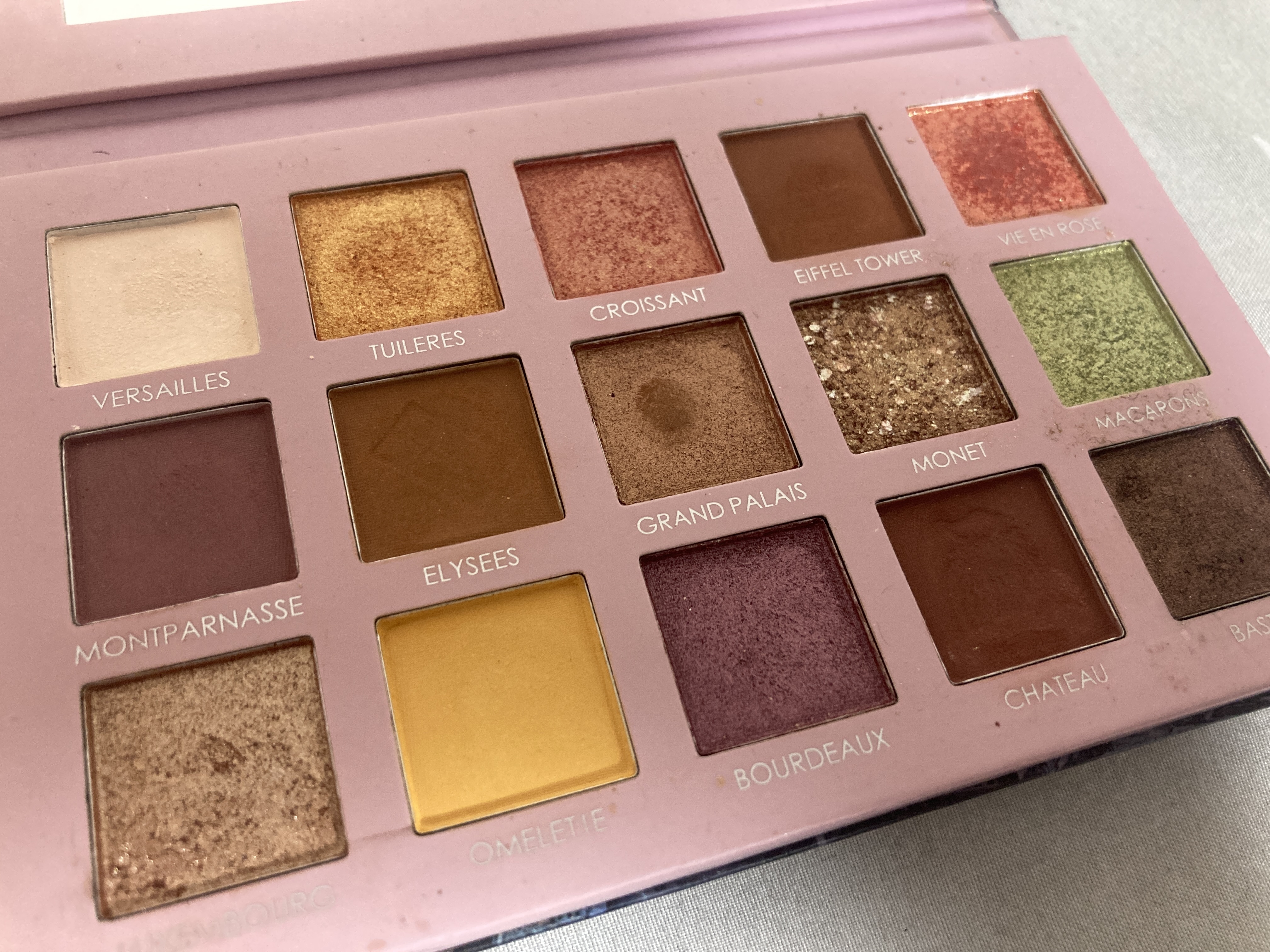 GO TRAVEL 15色アイシャドウパレット/FOCALLURE/アイシャドウパレットを使ったクチコミ（2枚目）