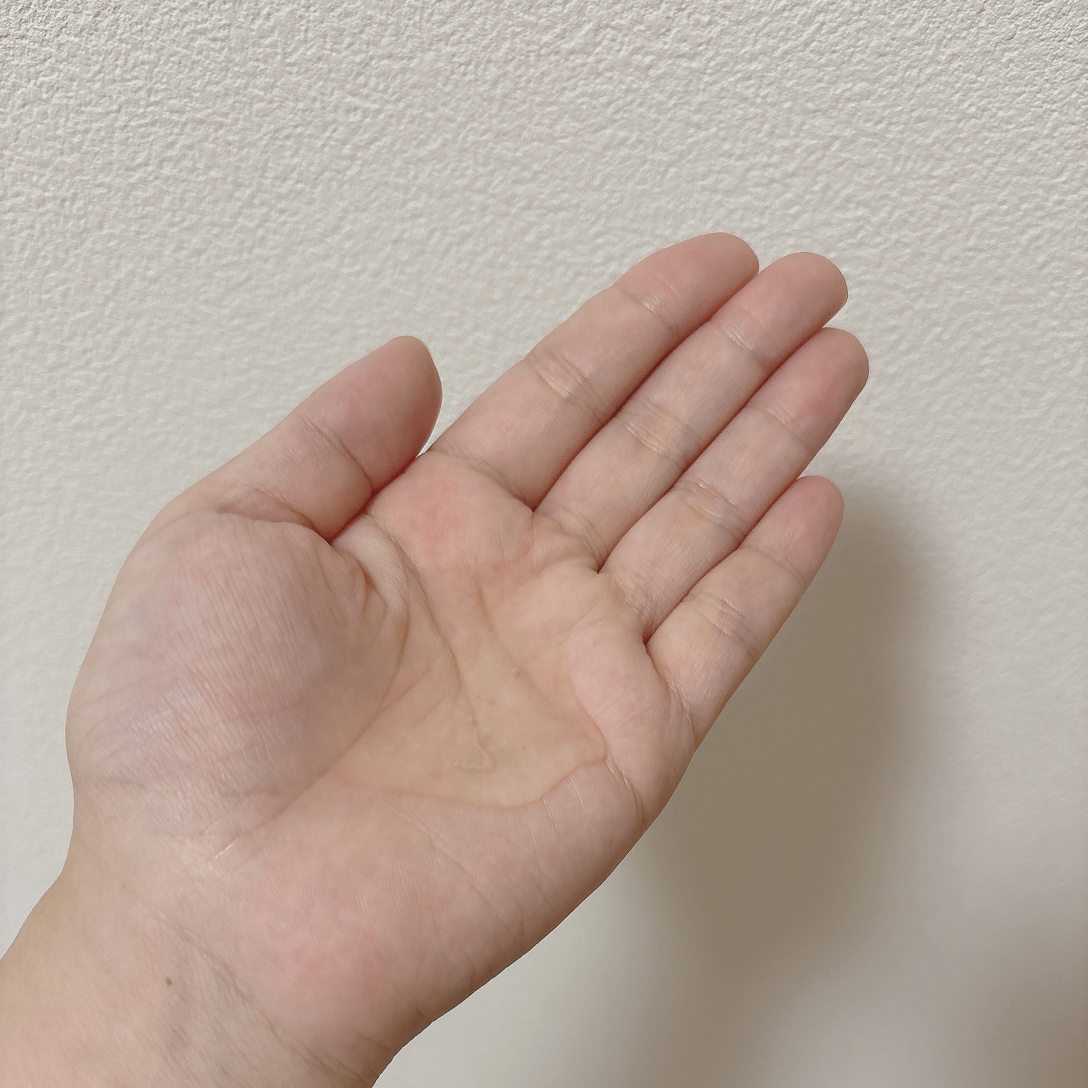 5番 白玉グルタチオンCエッセンシャルトナー/numbuzin/化粧水を使ったクチコミ（3枚目）