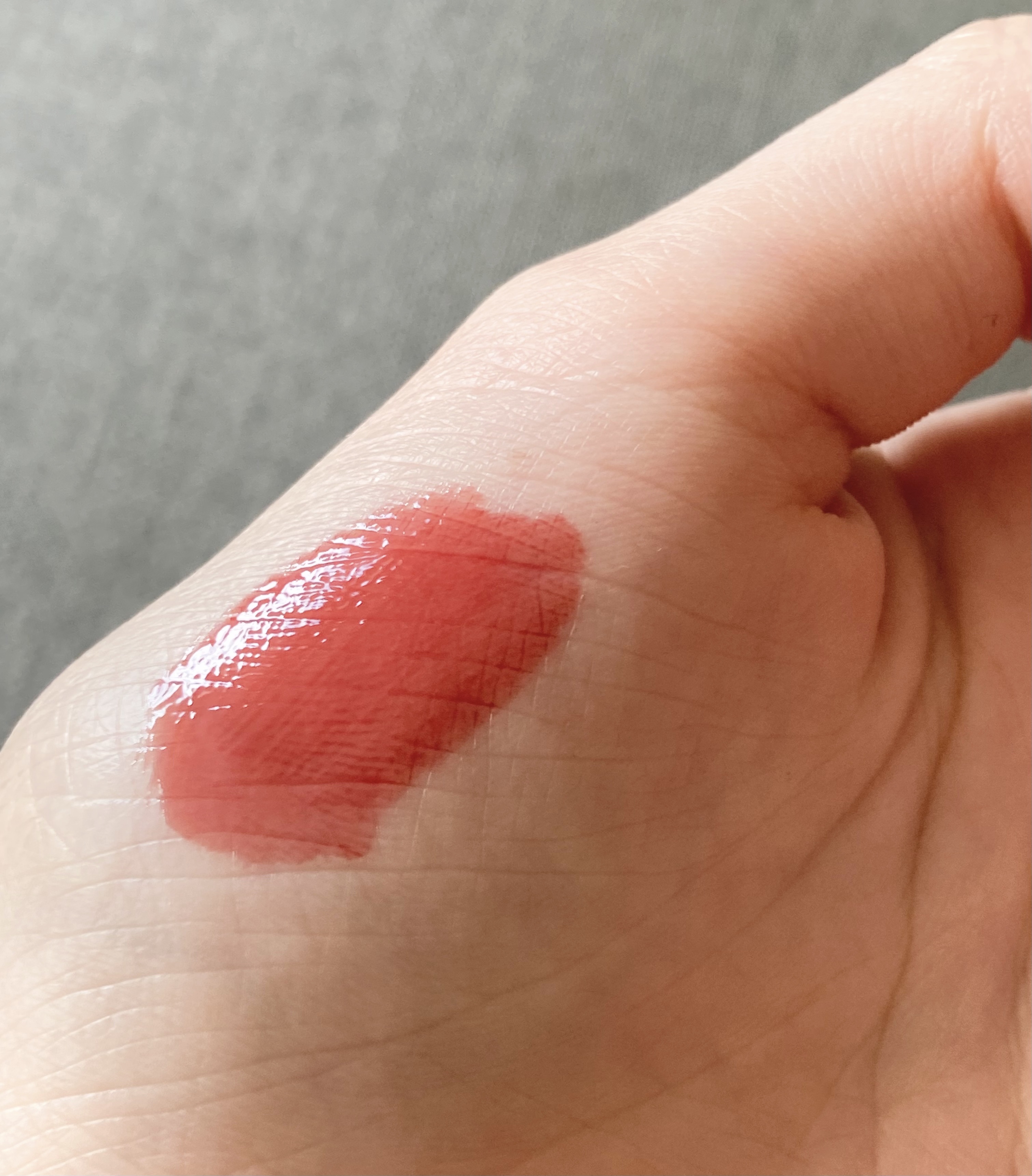 ジョリーリッププランプリップティント 04 SUN SHINE/TIRTIR(ティルティル)/リップティントを使ったクチコミ（2枚目）