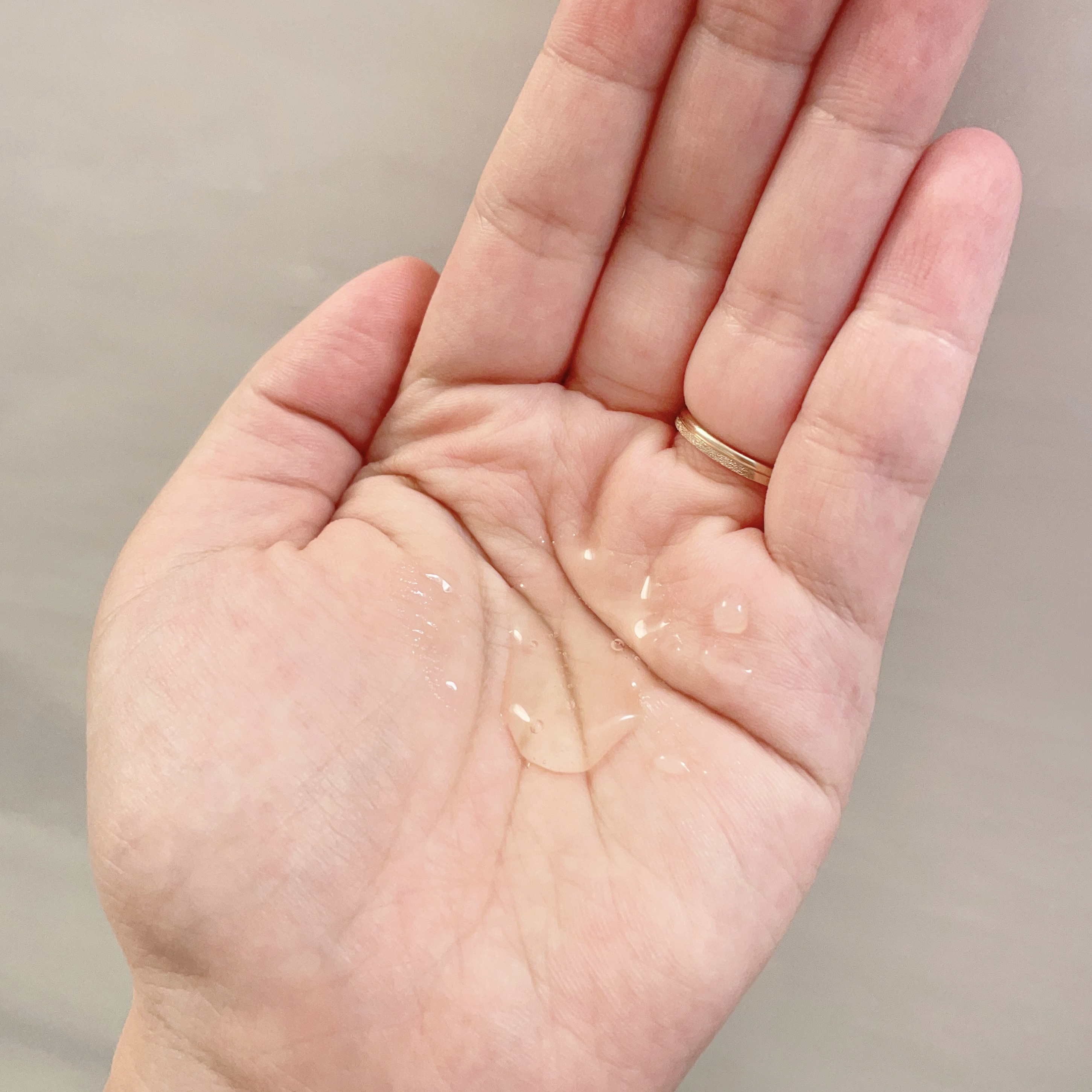 ホワイト ラッピング ジェリー/IGNIS/美容液を使ったクチコミ（3枚目）