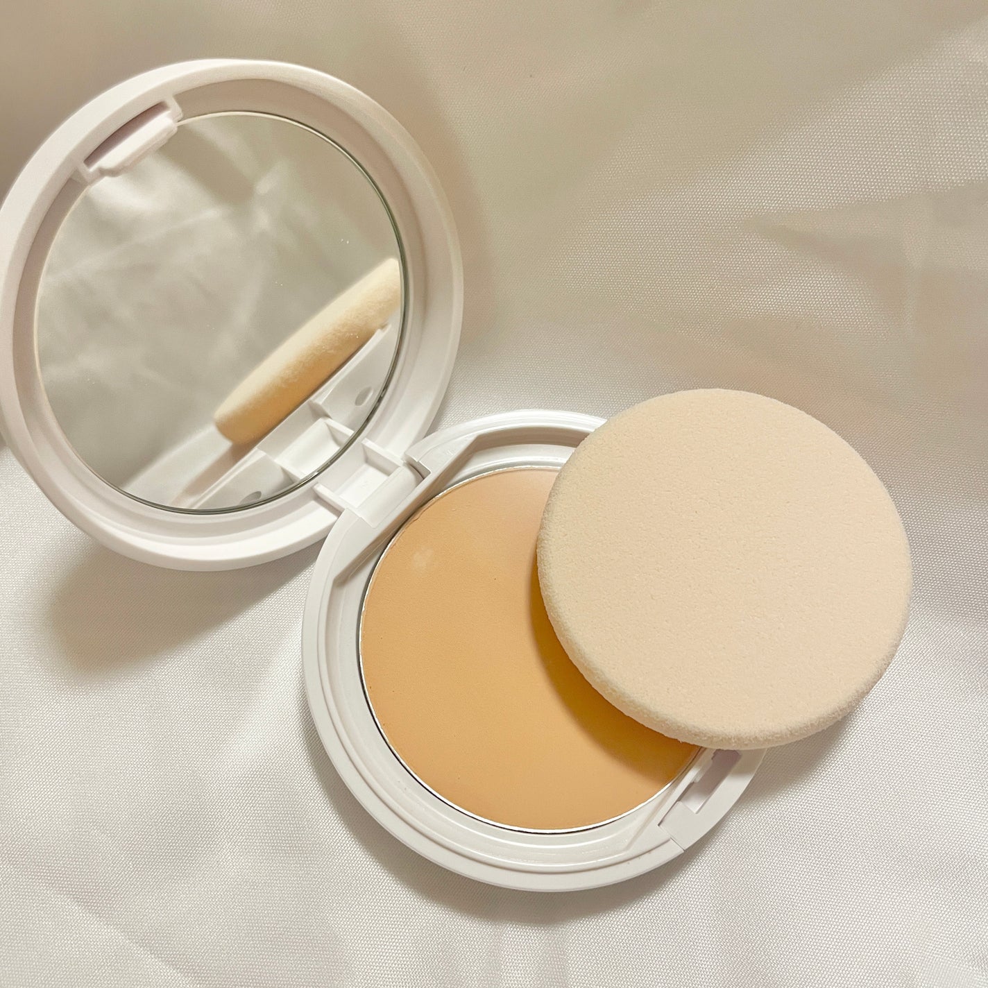 パウダレスフィットファンデーション/Moist Labo/パウダーファンデーションを使ったクチコミ(2枚目)