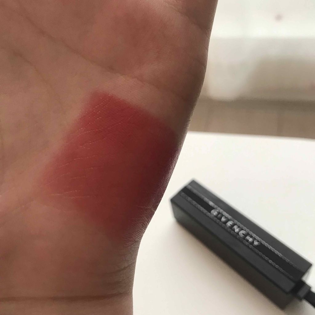 ルージュ・アンテルディ/GIVENCHY/口紅を使ったクチコミ(2枚目)