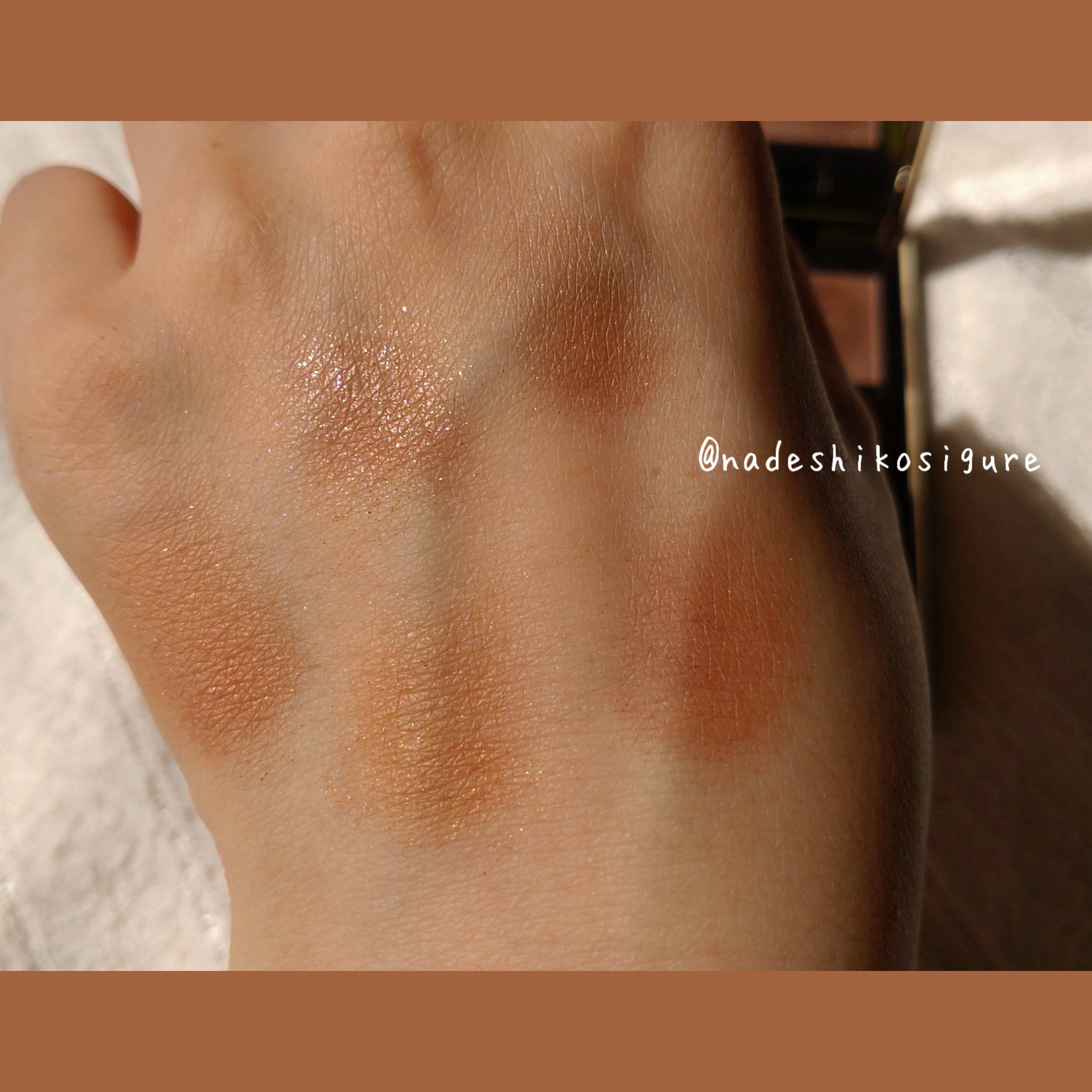 シグニチャー カラー アイズ 10 彩葉集 -IROHAATSUME/SUQQU/アイシャドウパレットを使ったクチコミ（3枚目）