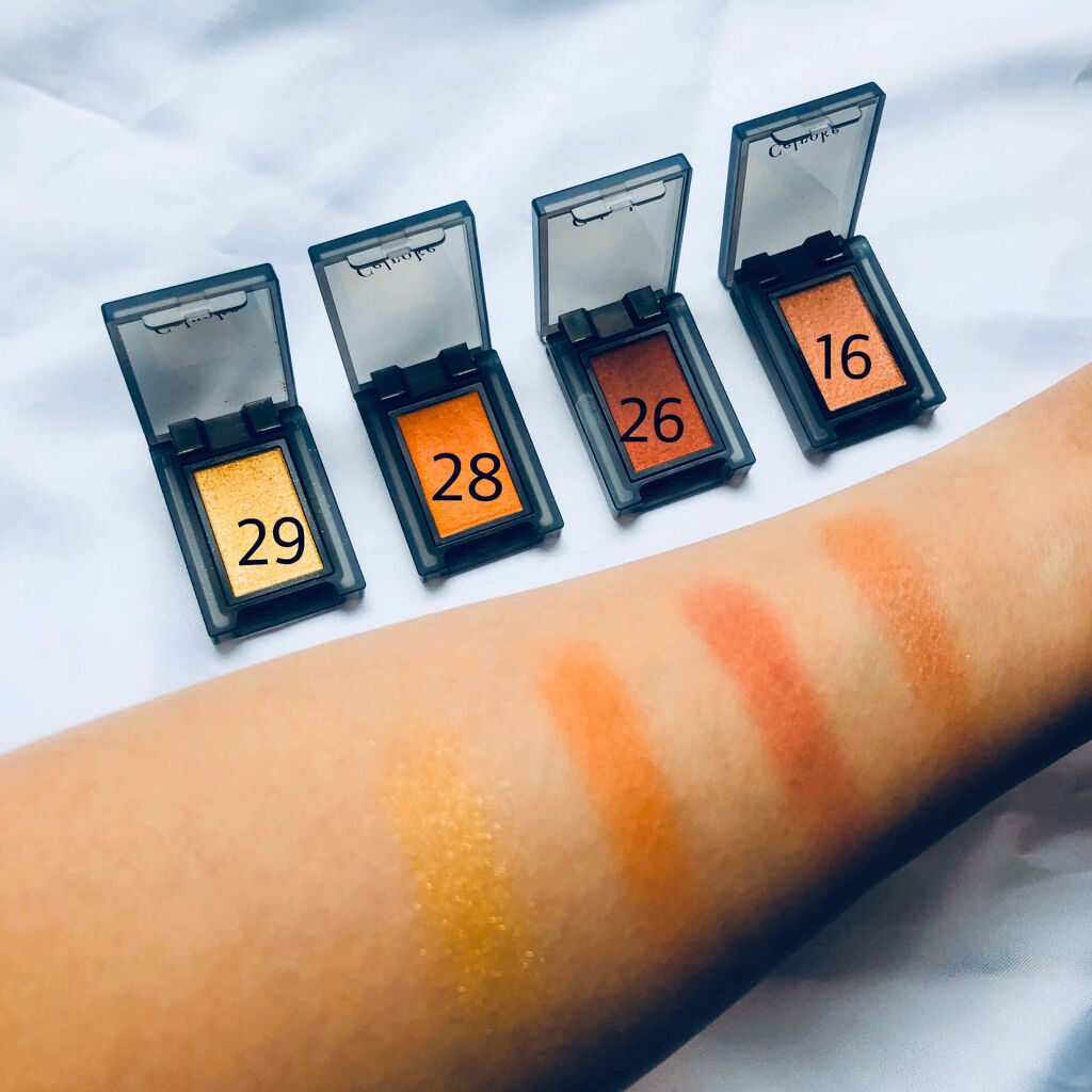 セルヴォーク ヴォランタリー アイズ/Celvoke/単色アイシャドウを使ったクチコミ（1枚目）