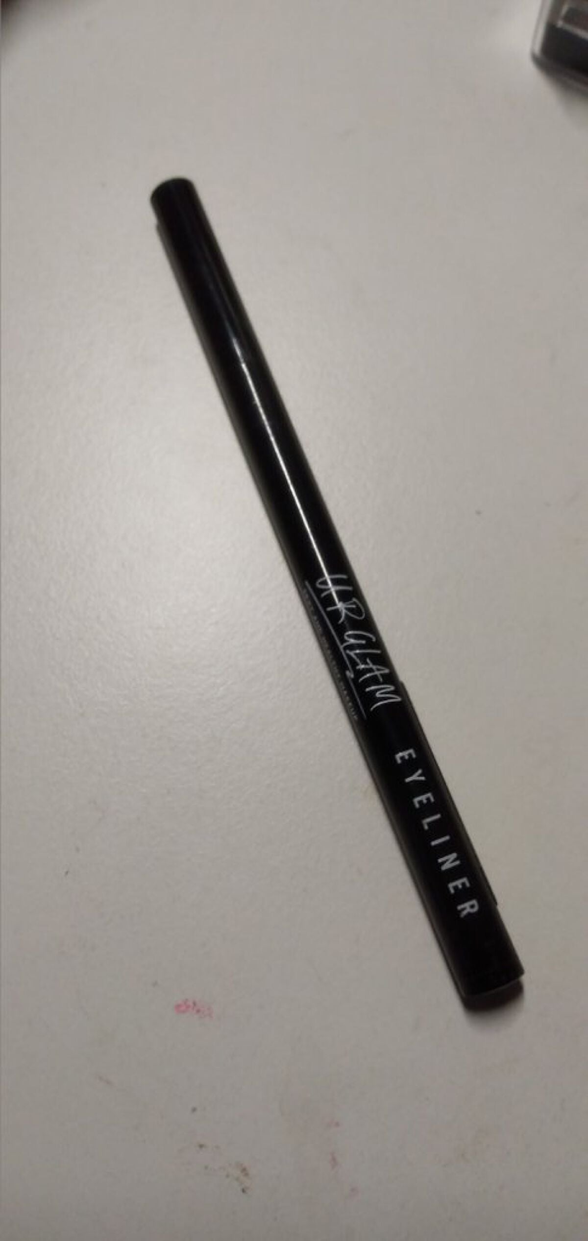 ゆいなっち on LIPS 「これはダイソーで購入しました。URGLAMの商品です。極細では..」(2枚目)