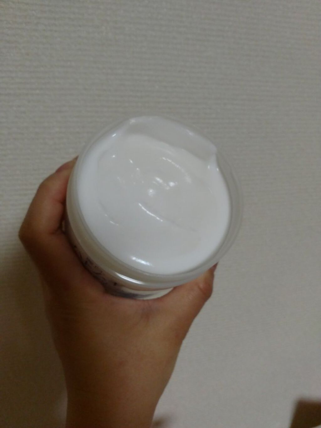 ハトムギミルキークリーム/麗白/ボディクリームを使ったクチコミ（2枚目）