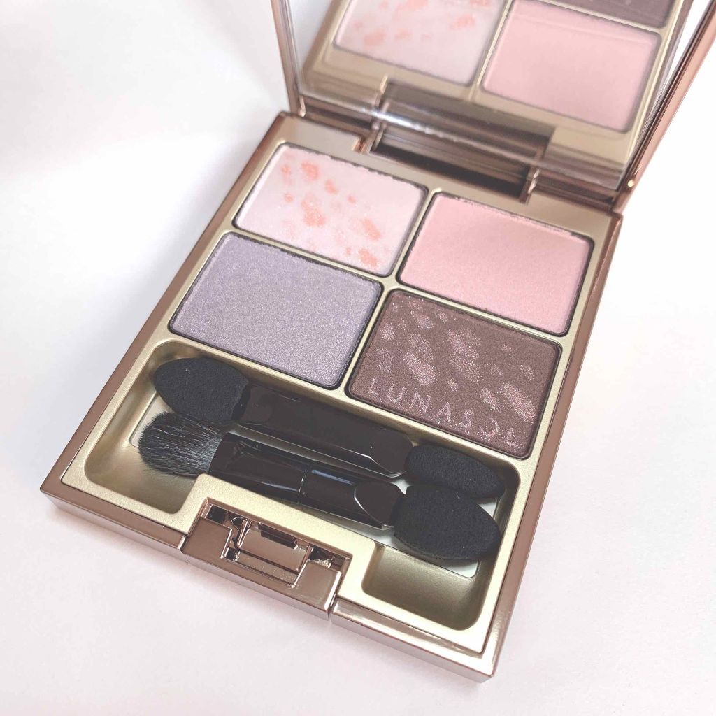 シャインフォールアイズ/LUNASOL/アイシャドウパレットを使ったクチコミ(1枚目)