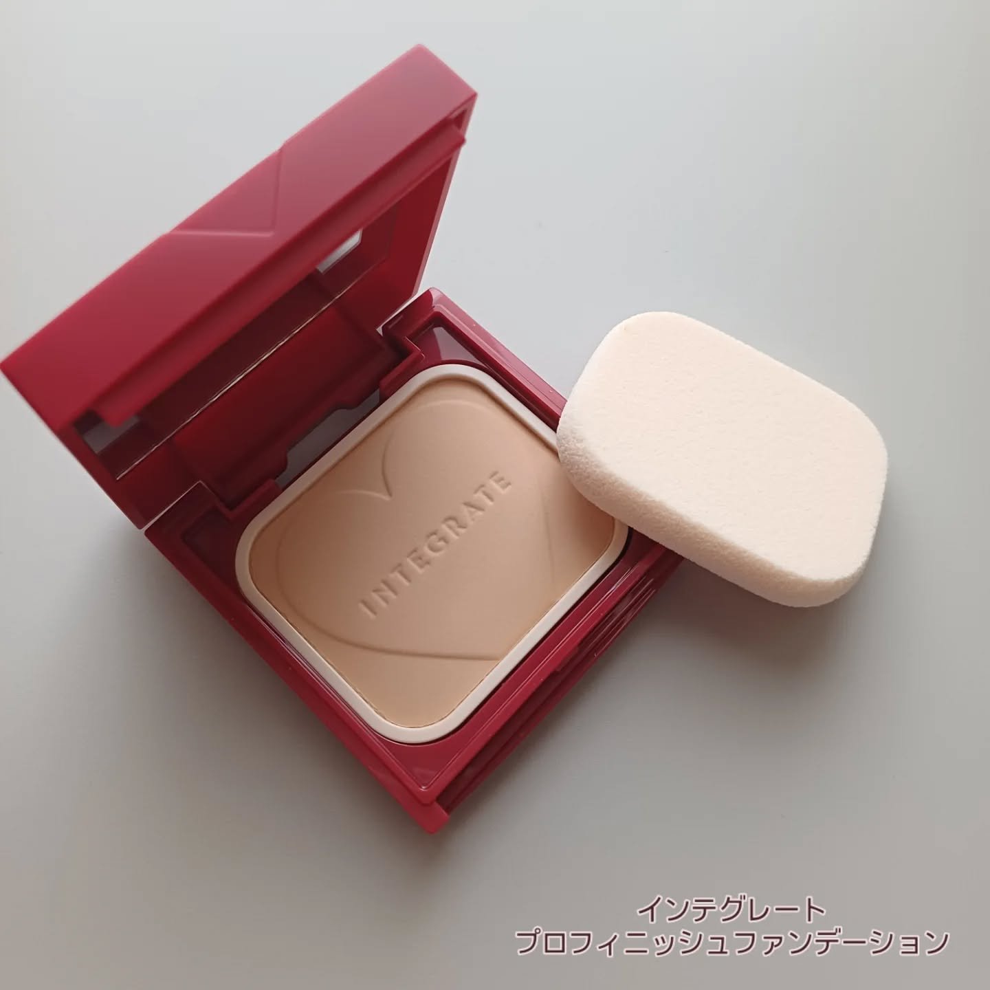プロフィニッシュファンデーション コンパクトケース Ｒａ/インテグレート/パウダーファンデーションを使ったクチコミ（1枚目）