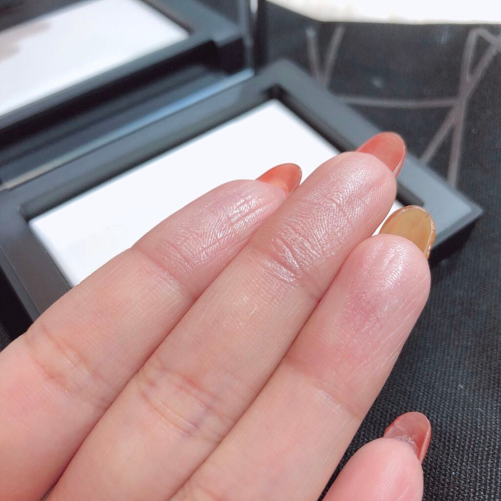 ライトリフレクティングセッティングパウダー プレスト N/NARS/プレストパウダーを使ったクチコミ(4枚目)