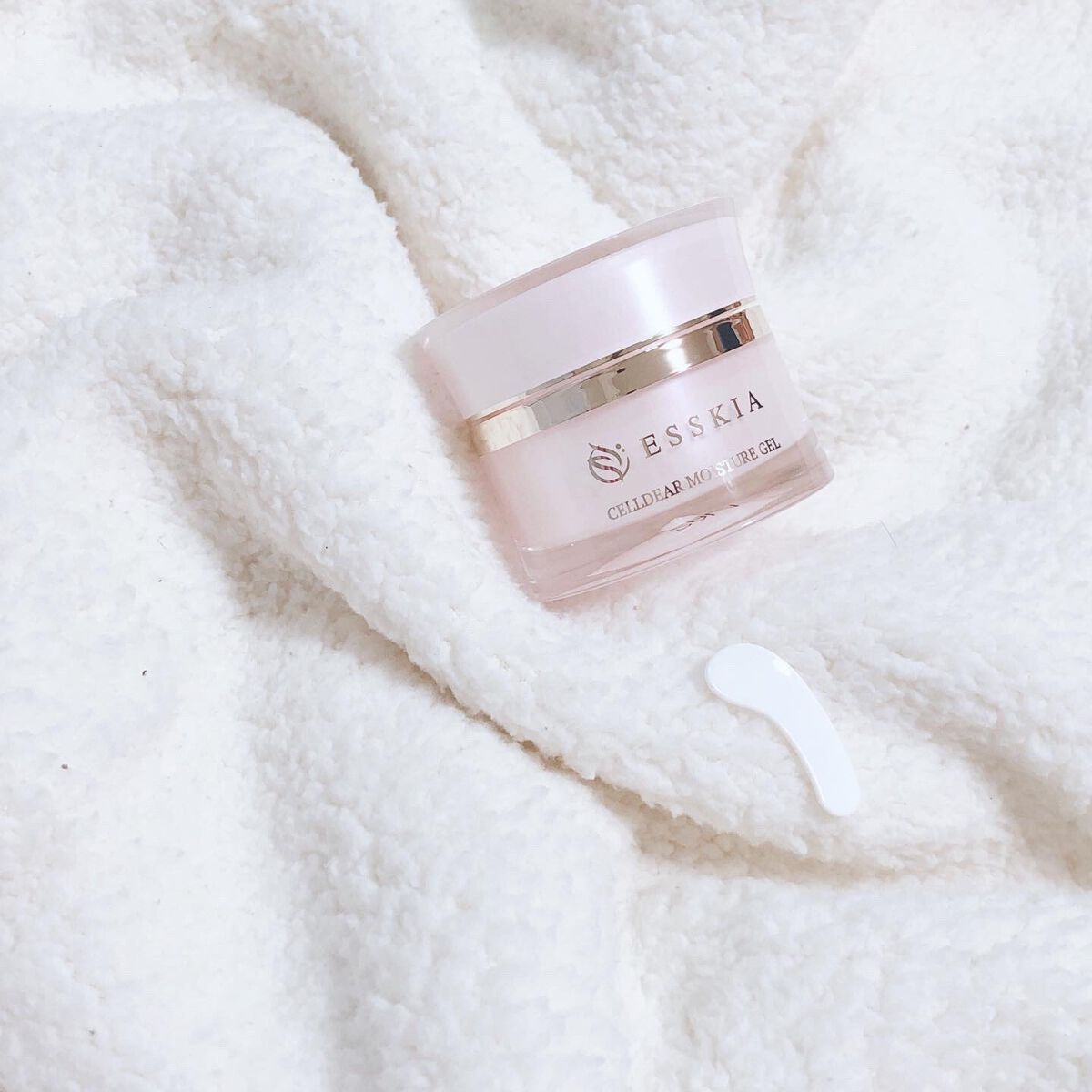 セルディアモイスチャーゲル/ESSKIA/美容液を使ったクチコミ(1枚目)