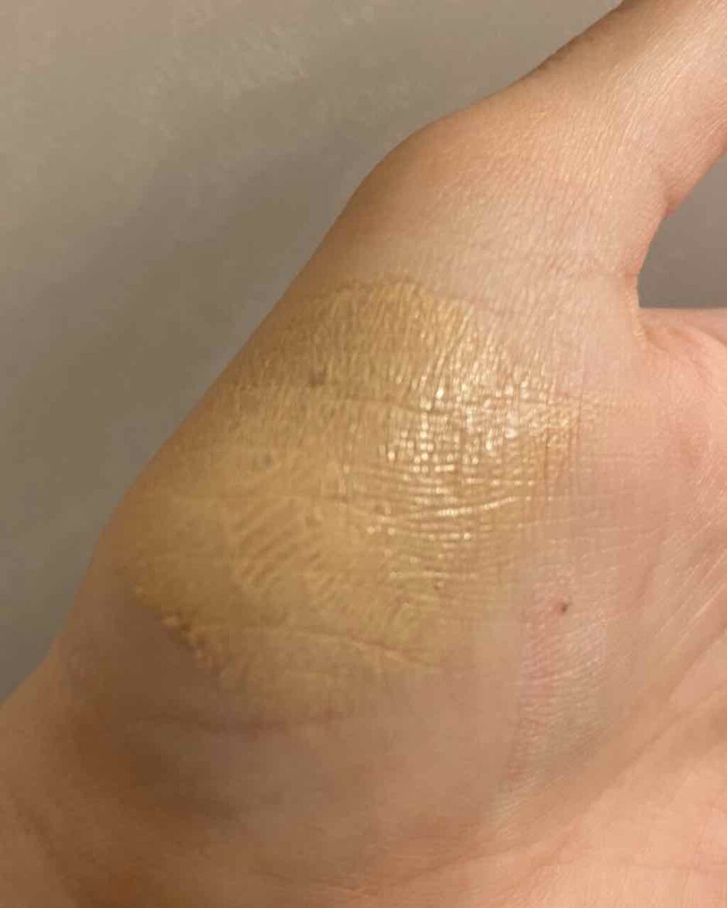 シェイド アンド イルミネイト ソフト ラディアンス ファンデーション SPF 50/TOM FORD BEAUTY/リキッドファンデーションを使ったクチコミ(3枚目)