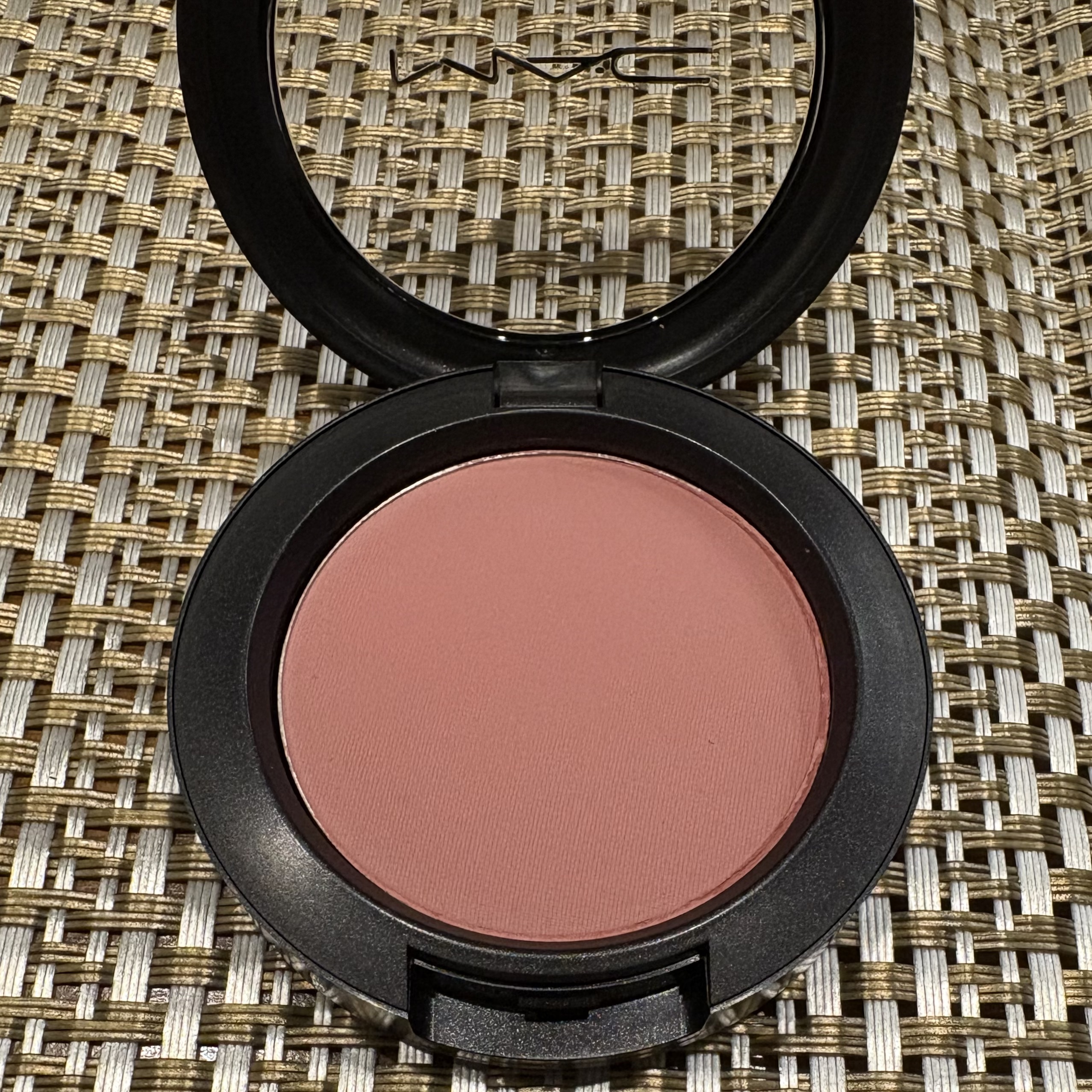 シアトーンブラッシュ/M・A・C/パウダーチークを使ったクチコミ（1枚目）